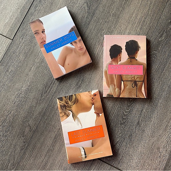 Bundle of 3 Books by Hailey Abbott - Picture 1 of 7